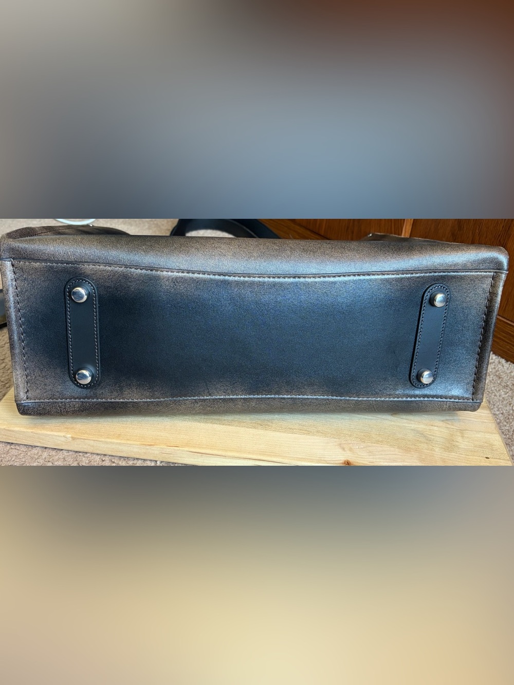 COACH XL Relay Tote in “Loved Leather” CBF28 - Picture 5 of 10
